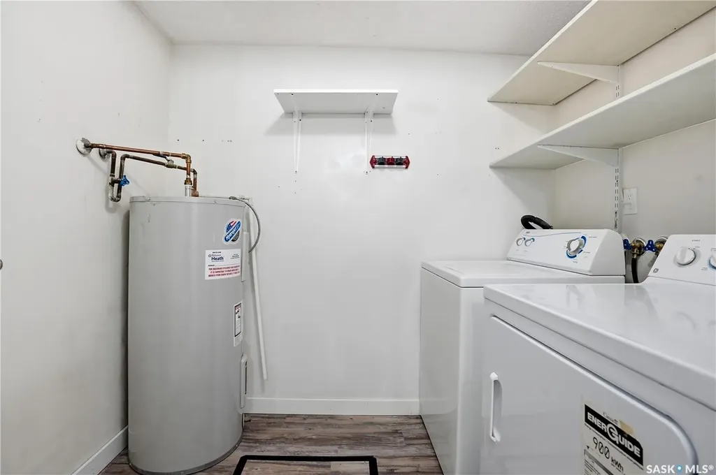 6906 Blakeney Drive Regina SK S4X 2N5