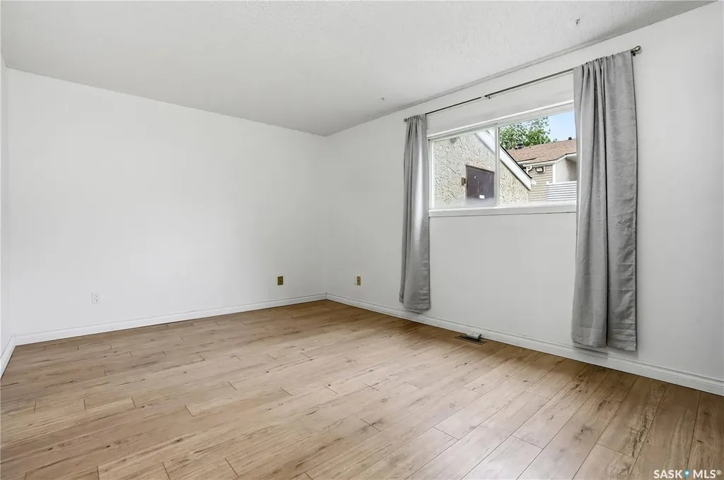 6906 Blakeney Drive Regina SK S4X 2N5
