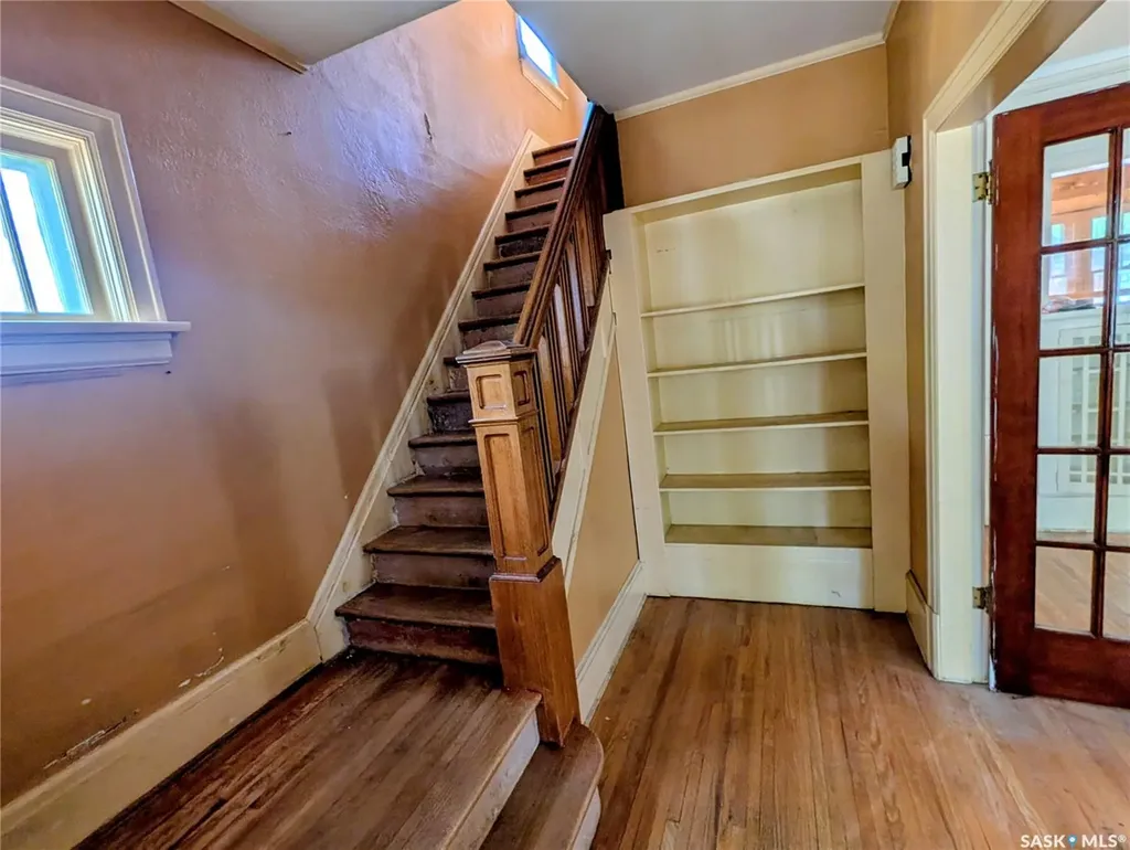 2029 Elphinstone Street Regina SK S4T 3N5