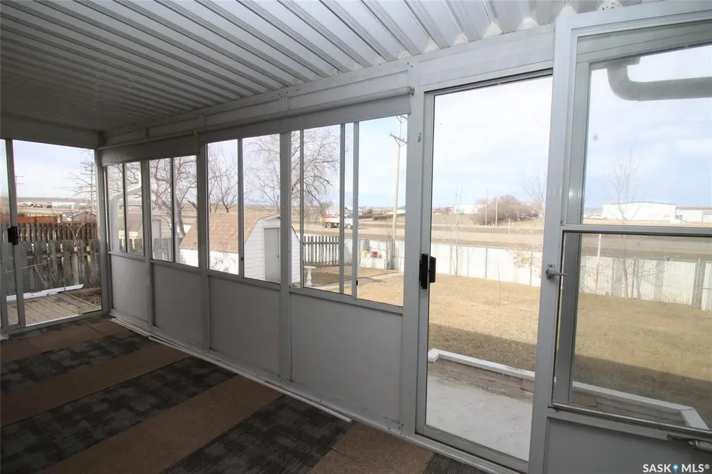 595 9th Street W Shaunavon SK S0N 2M0
