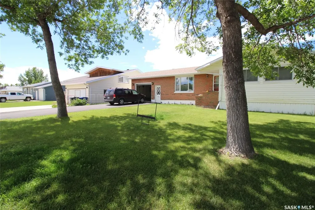 595 9th Street W Shaunavon SK S0N 2M0
