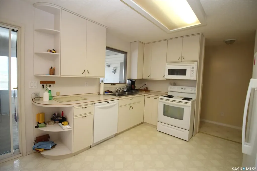 595 9th Street W Shaunavon SK S0N 2M0