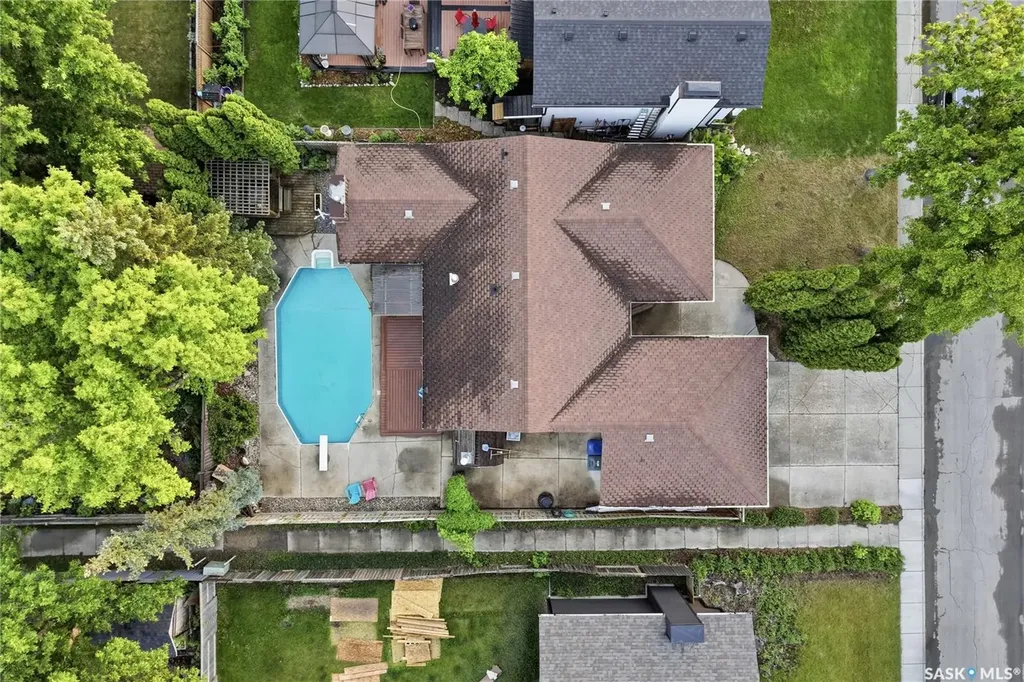 131 Nokomis Crescent Saskatoon SK S7K 5O9