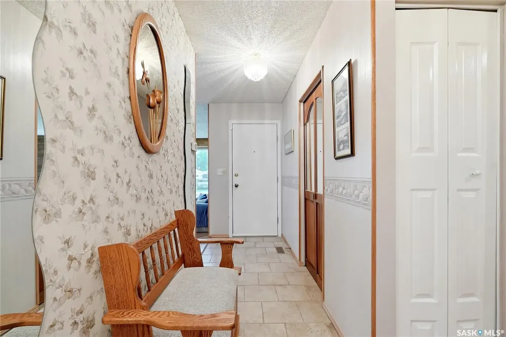 131 Nokomis Crescent Saskatoon SK S7K 5O9