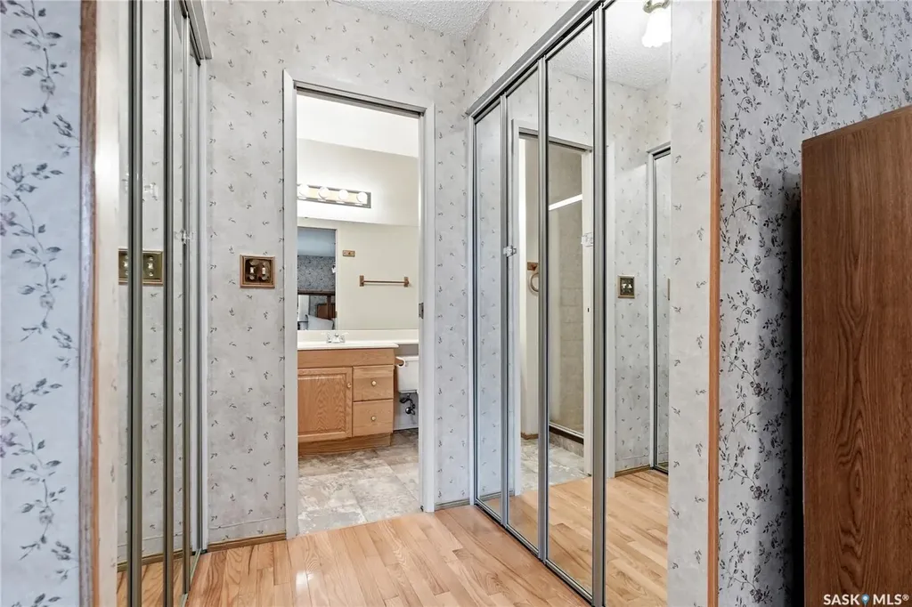 131 Nokomis Crescent Saskatoon SK S7K 5O9