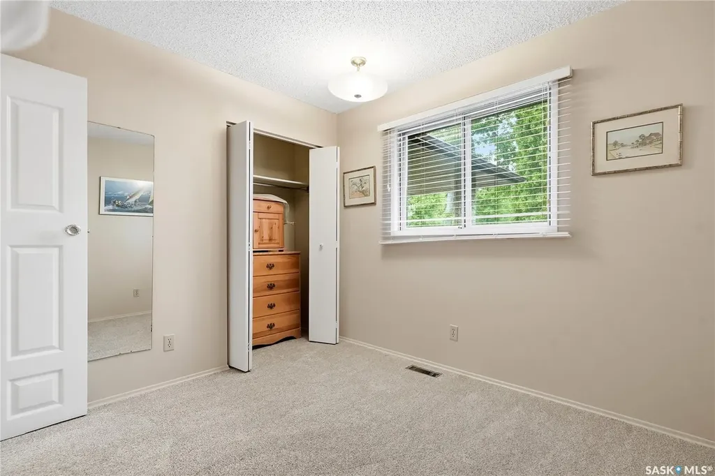 131 Nokomis Crescent Saskatoon SK S7K 5O9