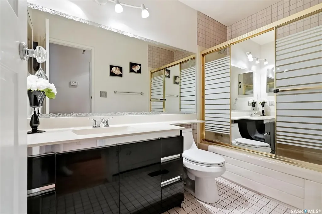 131 Nokomis Crescent Saskatoon SK S7K 5O9