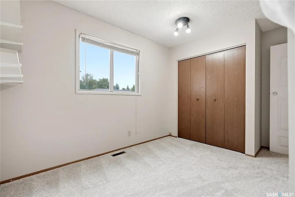 131 Nokomis Crescent Saskatoon SK S7K 5O9