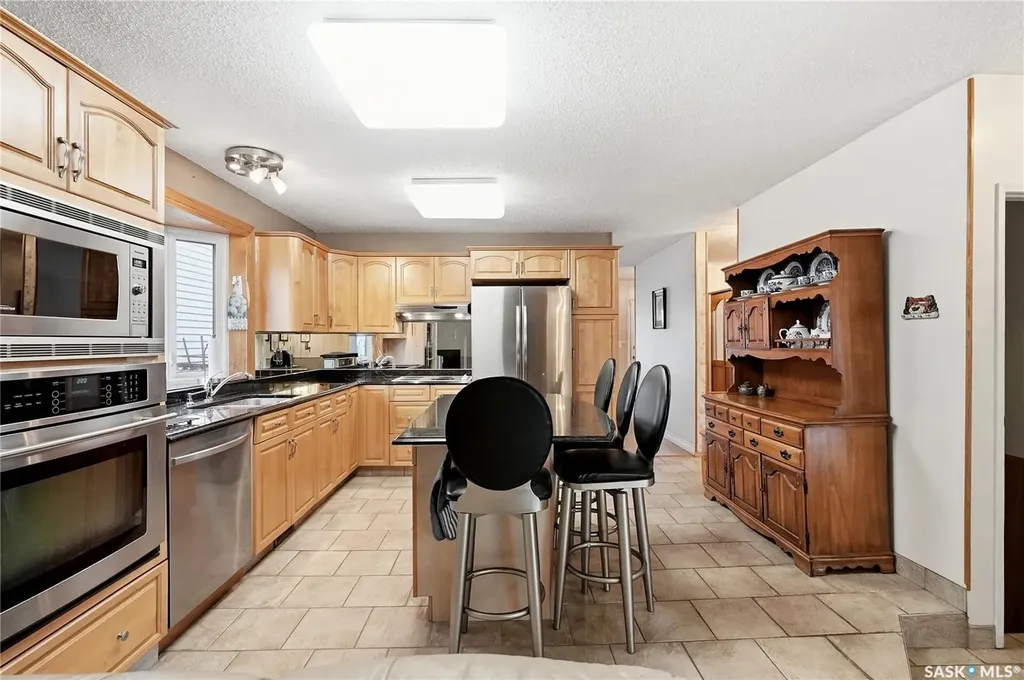 131 Nokomis Crescent Saskatoon SK S7K 5O9