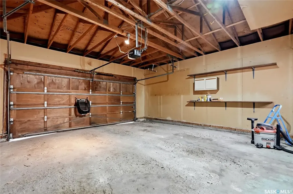 131 Nokomis Crescent Saskatoon SK S7K 5O9