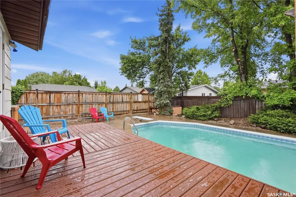 131 Nokomis Crescent Saskatoon SK S7K 5O9