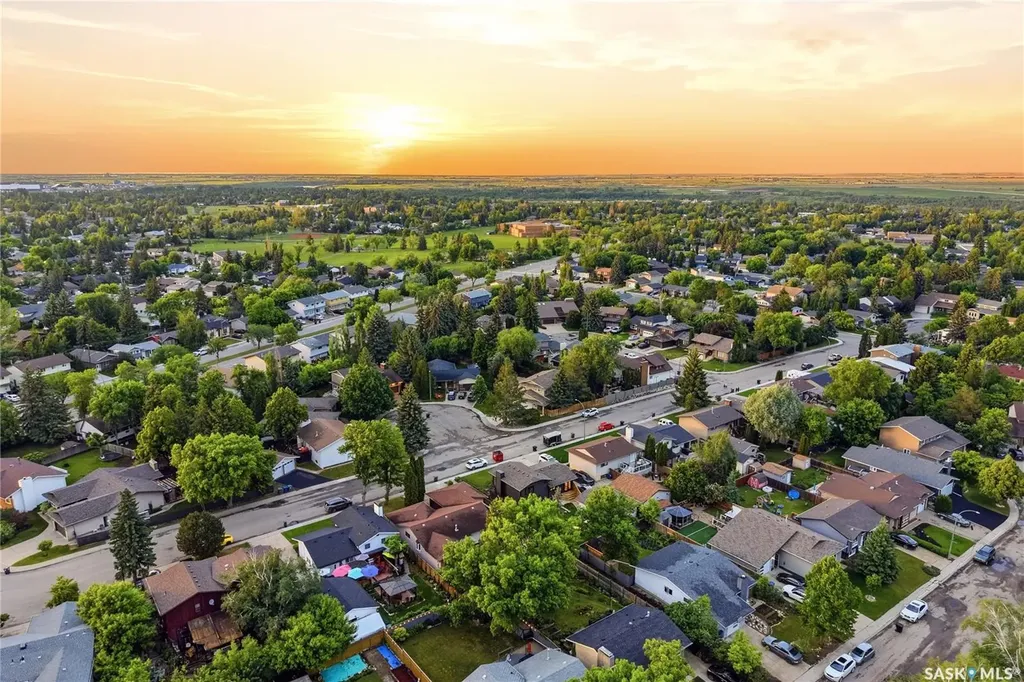 131 Nokomis Crescent Saskatoon SK S7K 5O9
