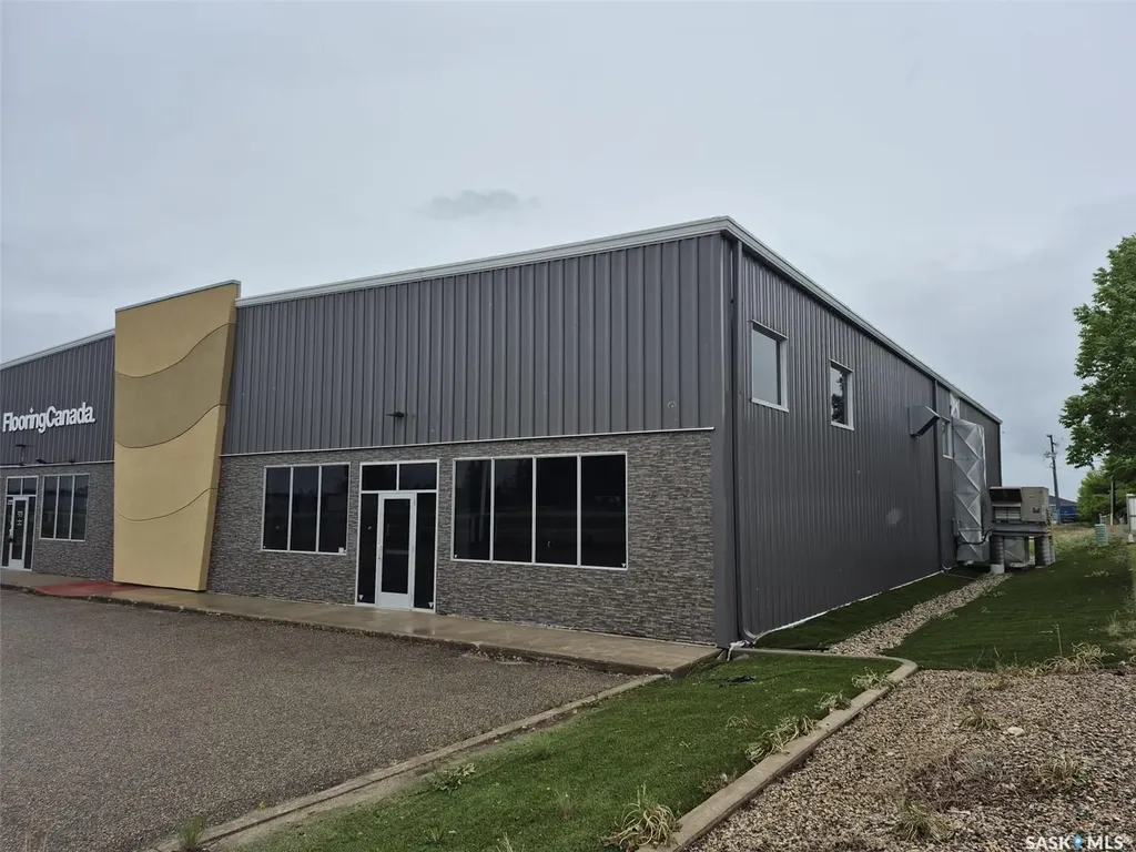 464 Broadway Street E Yorkton SK S3N 2X3
