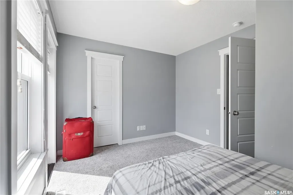 1931 Connaught Street Regina SK S4T 4T6