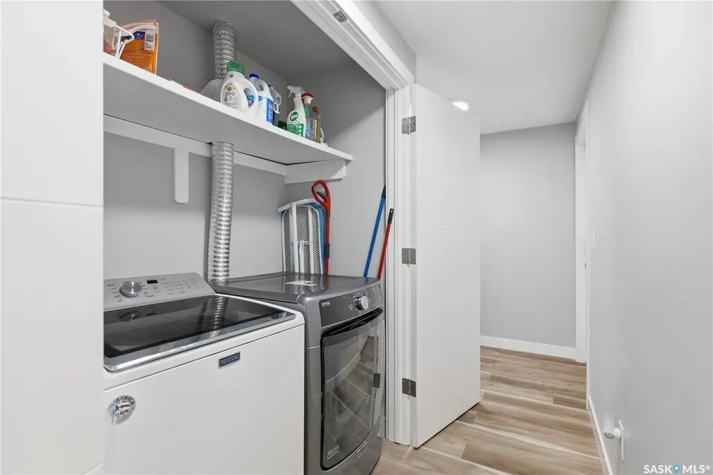 1931 Connaught Street Regina SK S4T 4T6