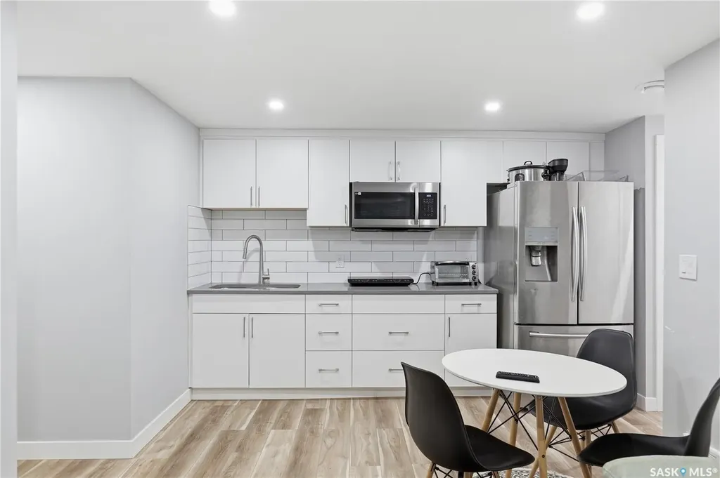 1931 Connaught Street Regina SK S4T 4T6