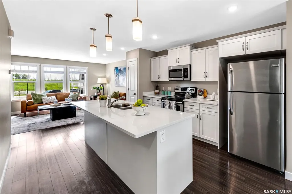 1220 Pringle Way Saskatoon SK S7T 0V4