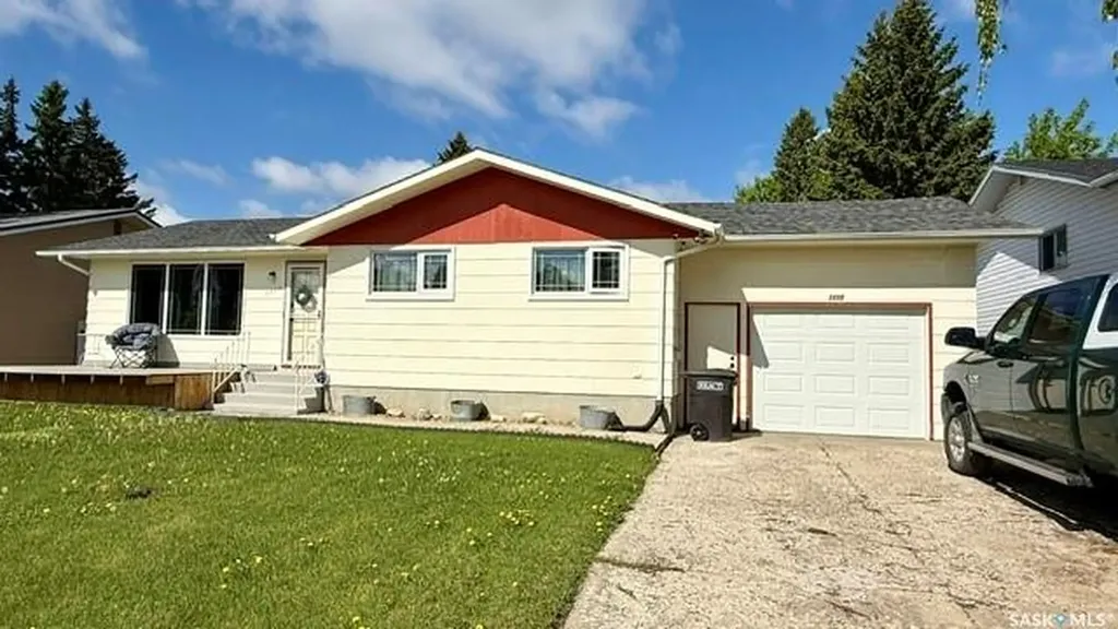 1117 10th Street Humboldt SK S0K 2A0