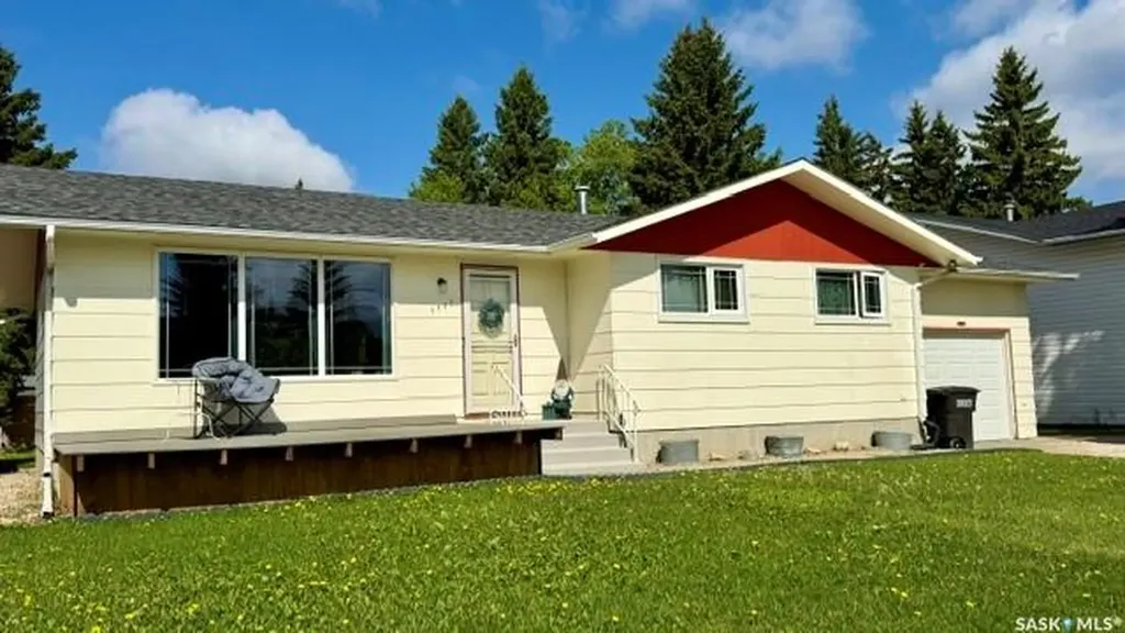 1117 10th Street Humboldt SK S0K 2A0