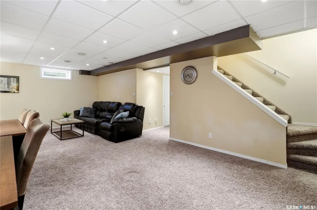 1627 Wingert Drive Regina SK S4X 4P9