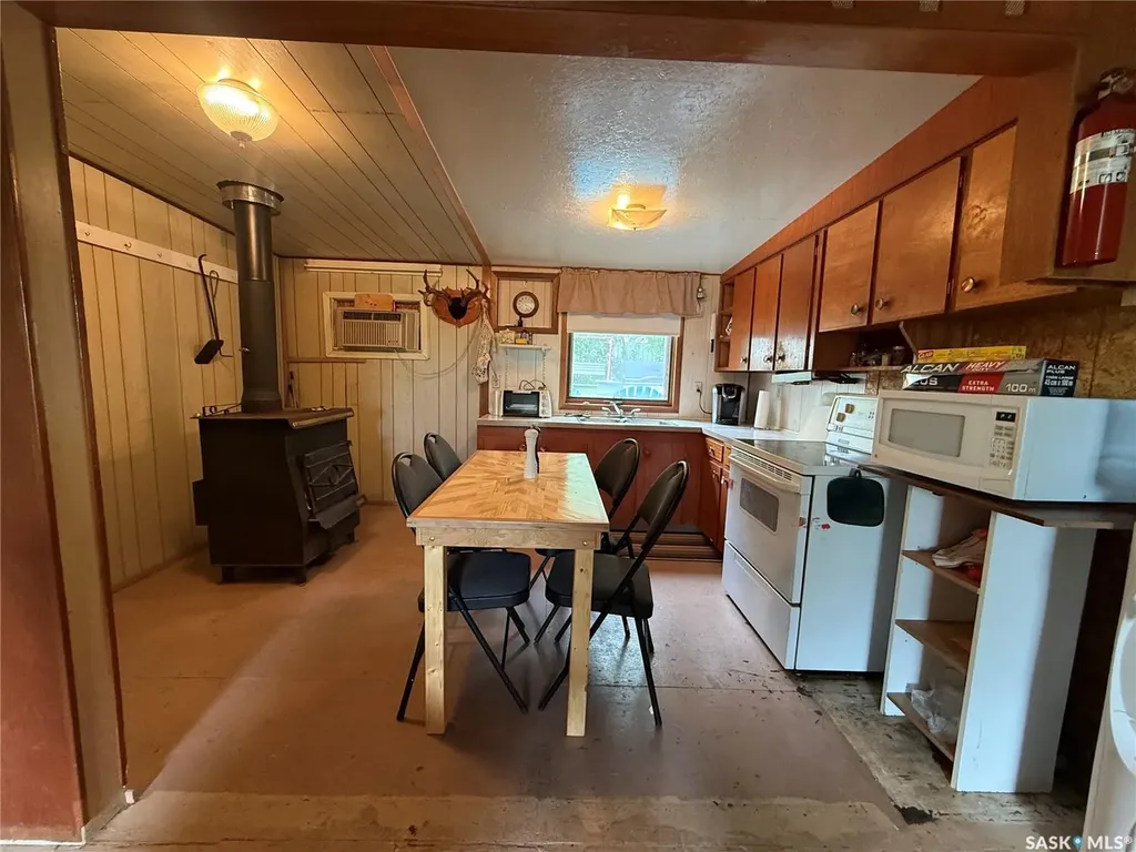 12 Canary Drive Glen Harbour SK S0G 4L0