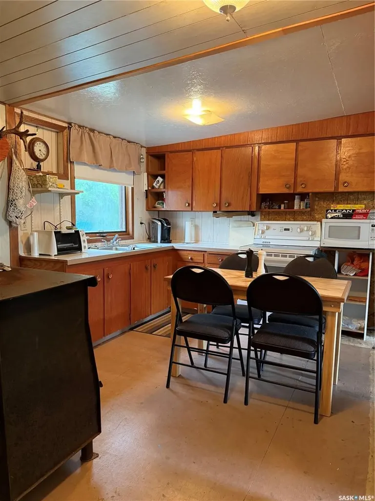 12 Canary Drive Glen Harbour SK S0G 4L0