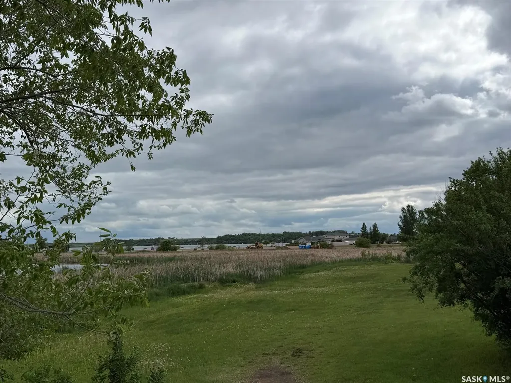 12 Canary Drive Glen Harbour SK S0G 4L0