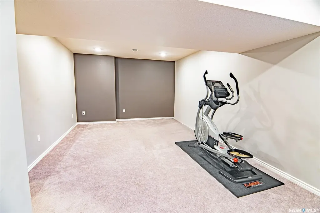 550 Southwood Drive Prince Albert SK S6V 1G4