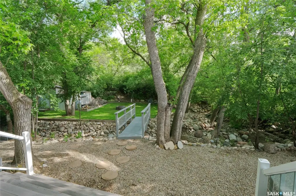 662 Valley Drive South Lake SK S0H 4C0