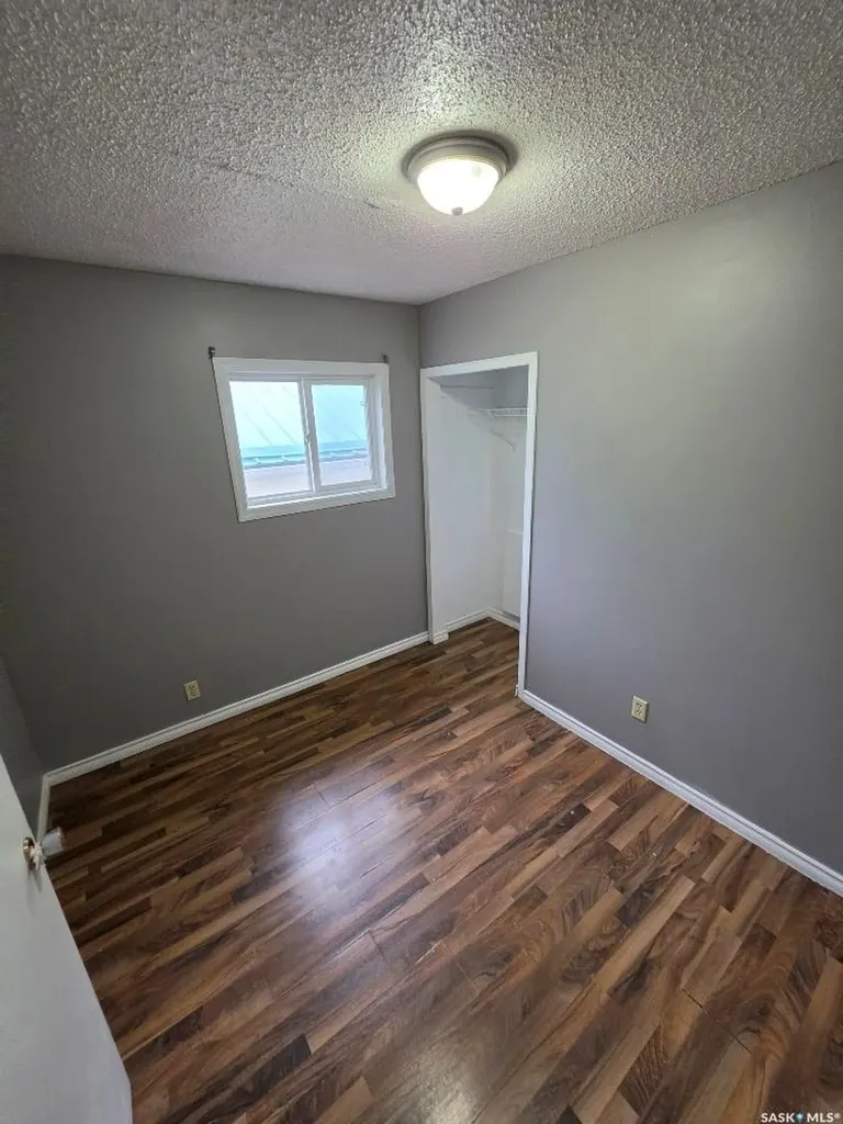 515 St John Street Regina SK S4R 1R6