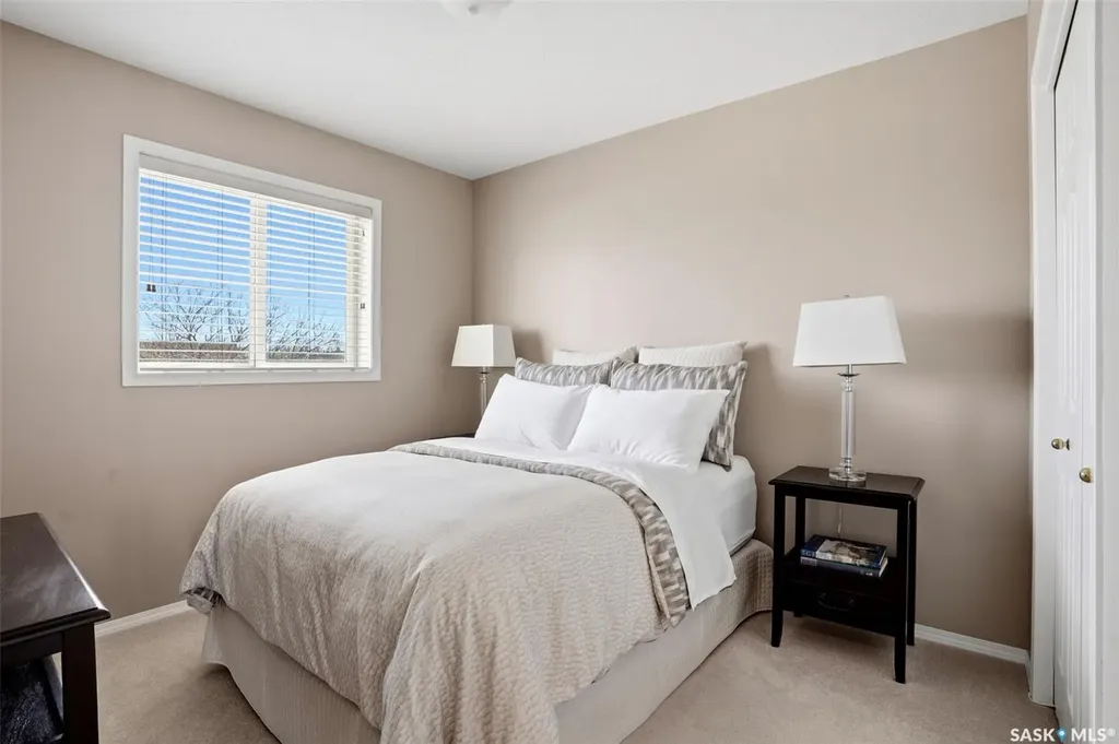 1051 Snowberry Way N Regina SK S4X 4P5