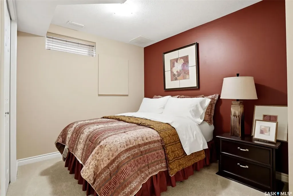 1051 Snowberry Way N Regina SK S4X 4P5