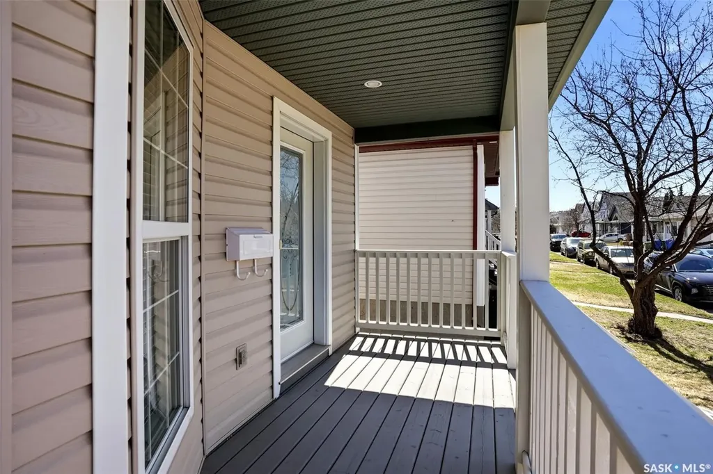 1051 Snowberry Way N Regina SK S4X 4P5