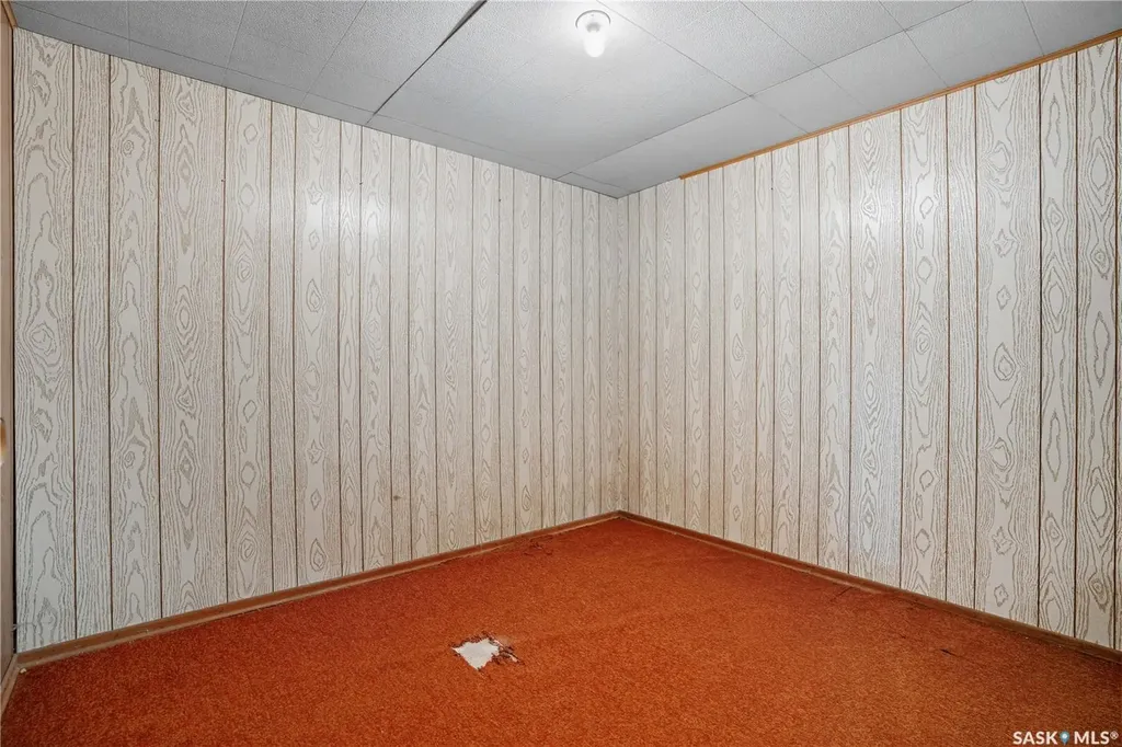 244 5th Avenue E Gravelbourg SK S0H 1X0