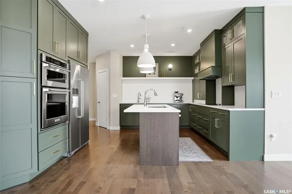 2055 Rose Street Regina SK S4P 2A3