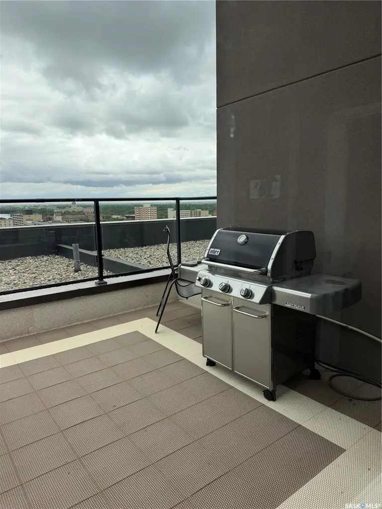 2055 Rose Street Regina SK S4P 2A3