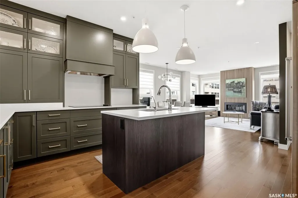 2055 Rose Street Regina SK S4P 2A3