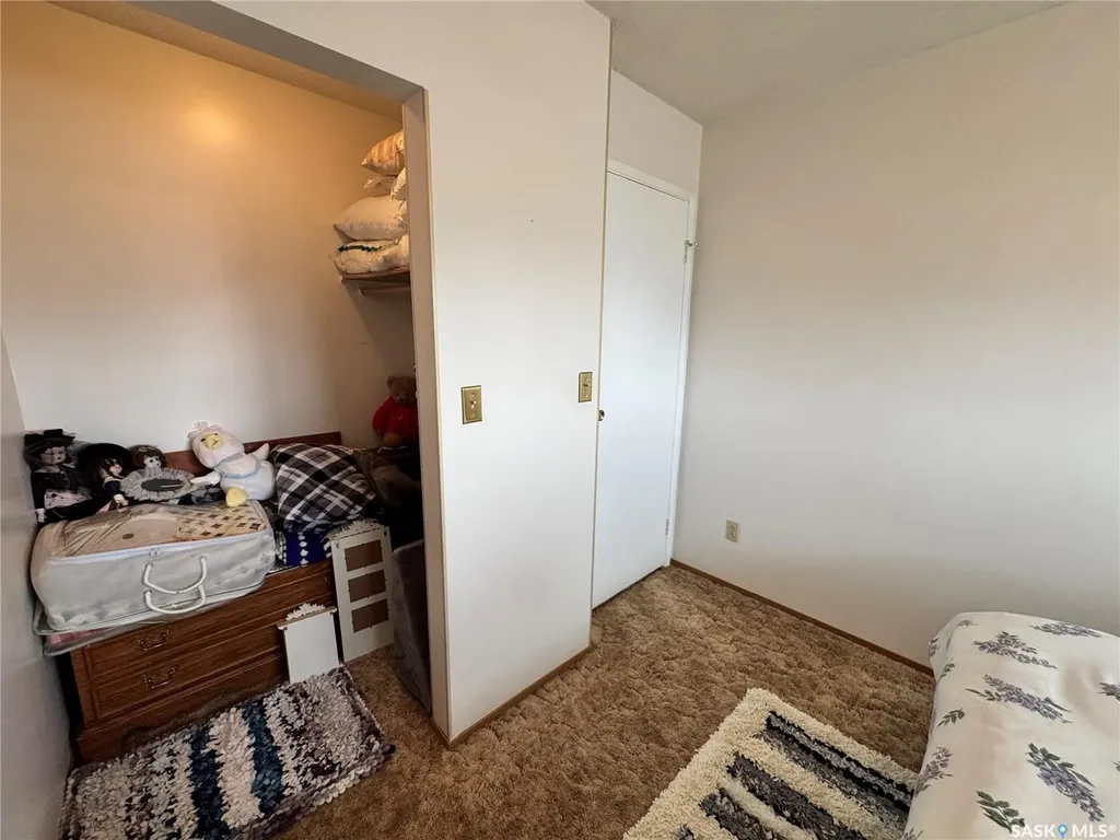 523 8th Avenue W Biggar SK S0K 0M0