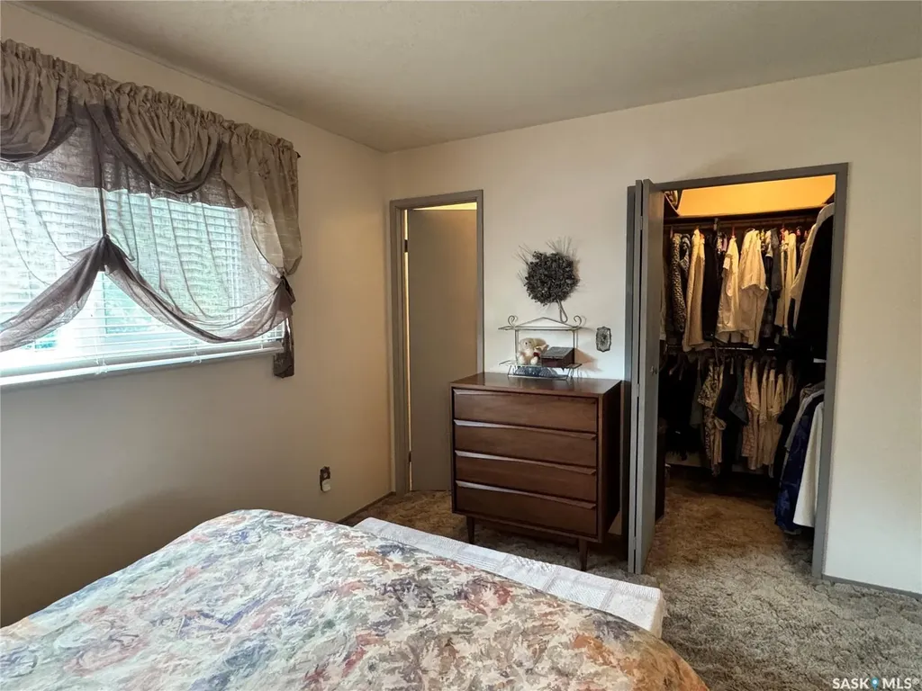 523 8th Avenue W Biggar SK S0K 0M0