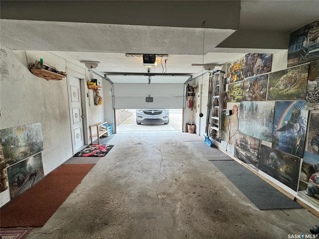 523 8th Avenue W Biggar SK S0K 0M0