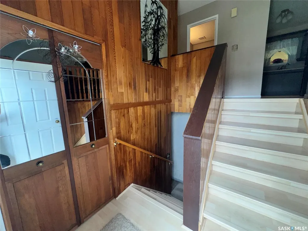 523 8th Avenue W Biggar SK S0K 0M0