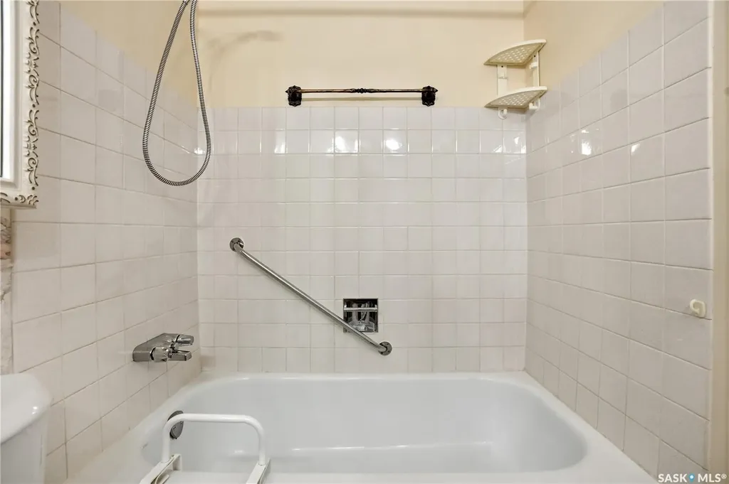 4615 Rae Street Regina SK S4S 3B2