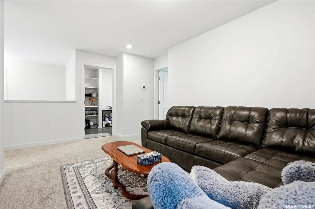 246 Katz Court Saskatoon SK S7H 4R1