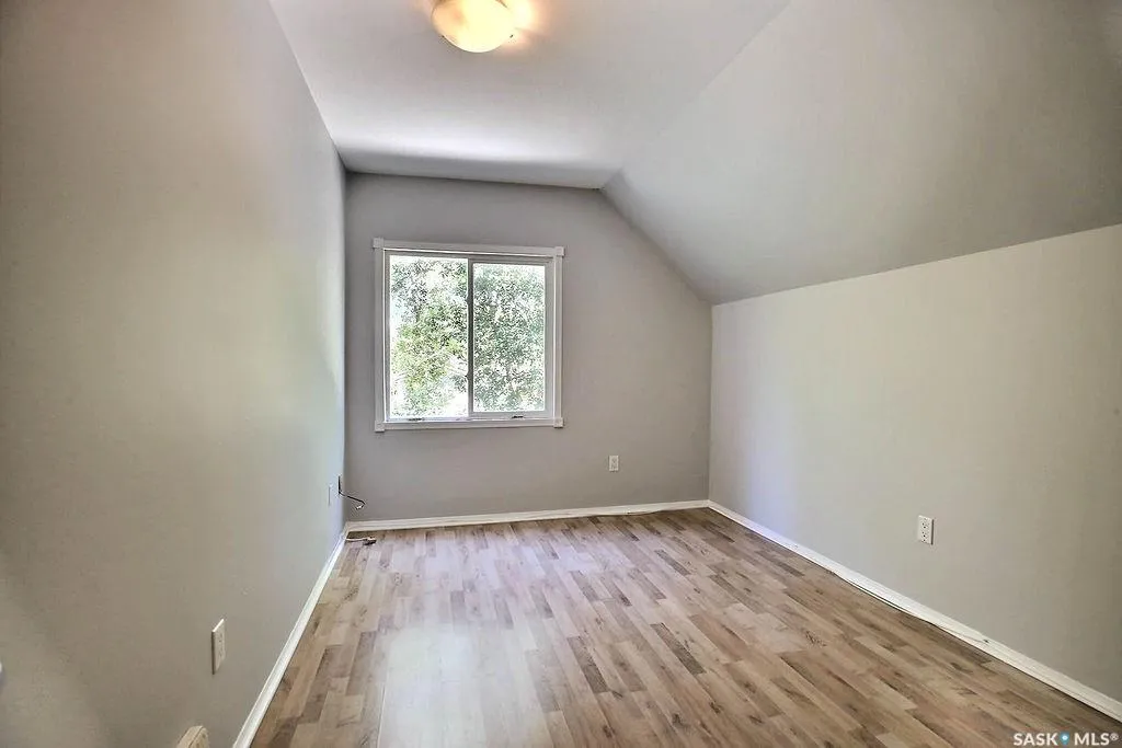 2066 Wallace Street Regina SK S4N 4A4