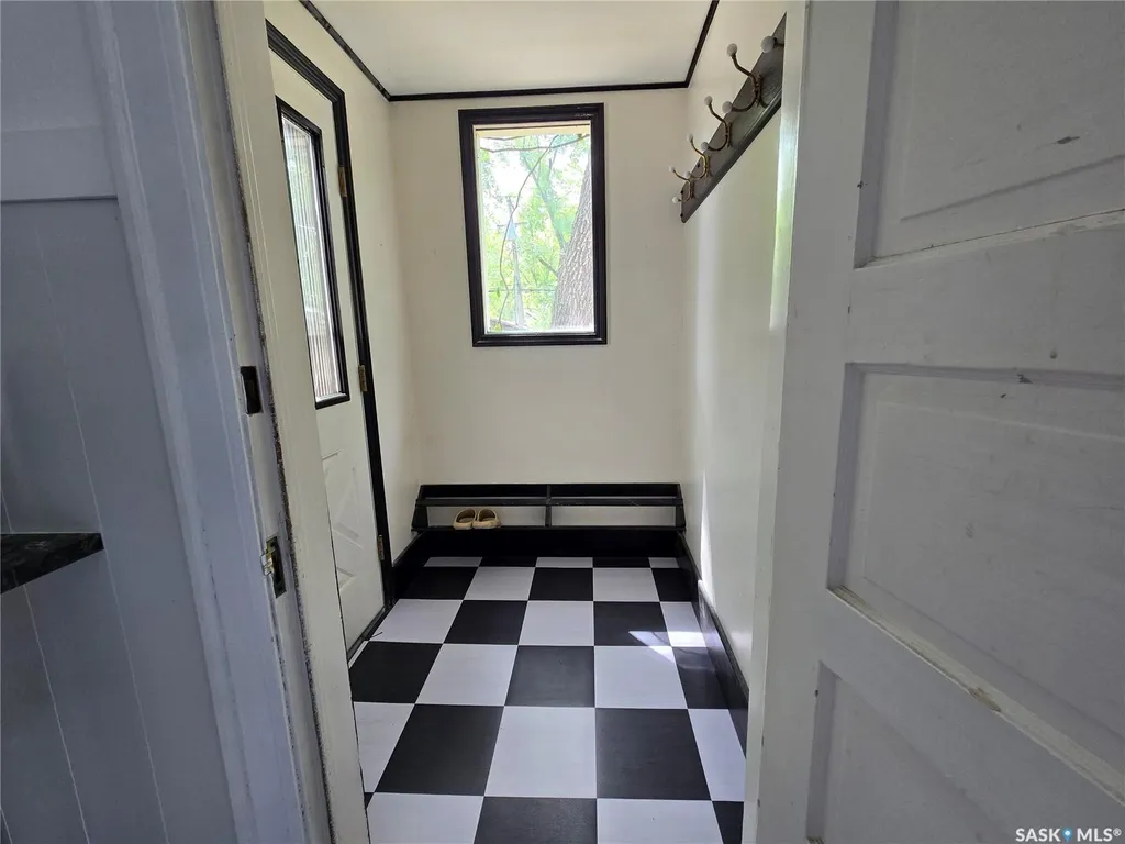 120 8th Street E Saskatoon SK S7H 0N9