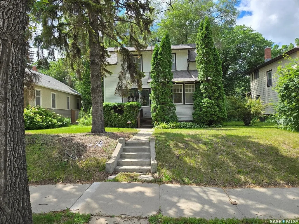 120 8th Street E Saskatoon SK S7H 0N9