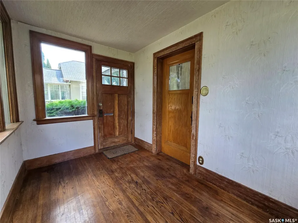 120 8th Street E Saskatoon SK S7H 0N9