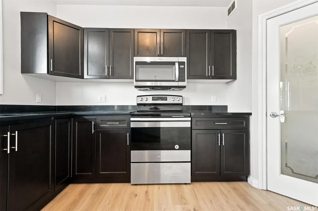 118 Hampton Circle Saskatoon SK S7R 0C9