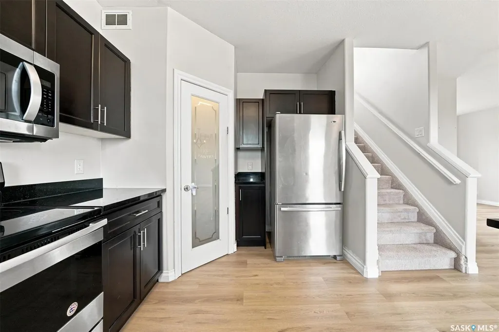 118 Hampton Circle Saskatoon SK S7R 0C9