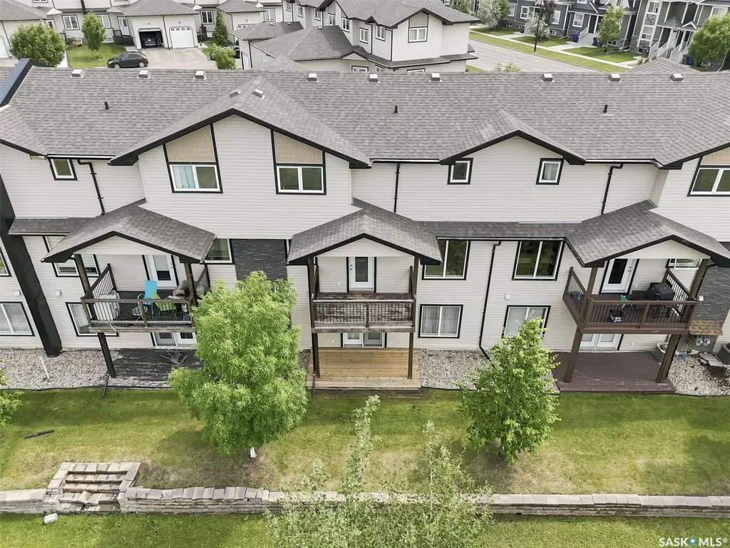 118 Hampton Circle Saskatoon SK S7R 0C9